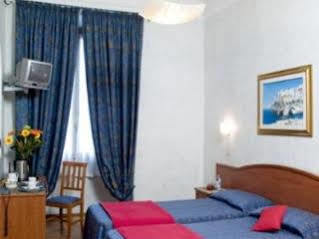 Soggiorno Madrid 2* Florença